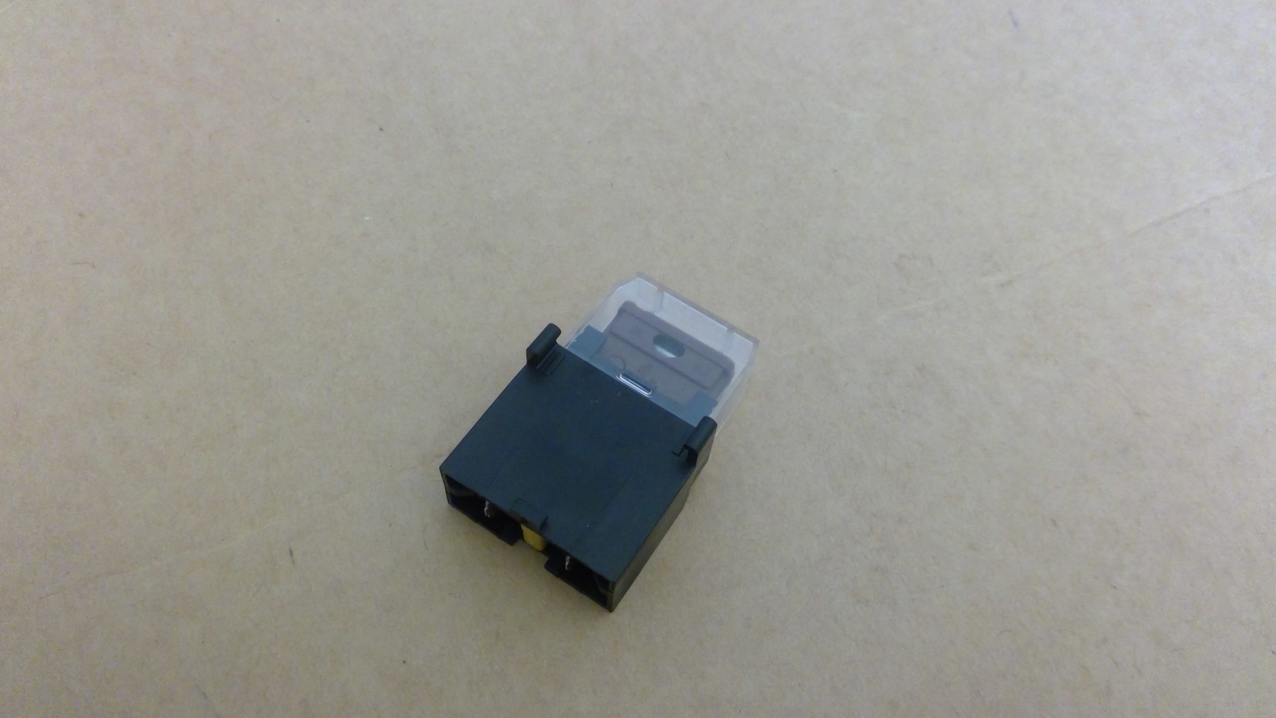FUSE HOLDER 290402NG