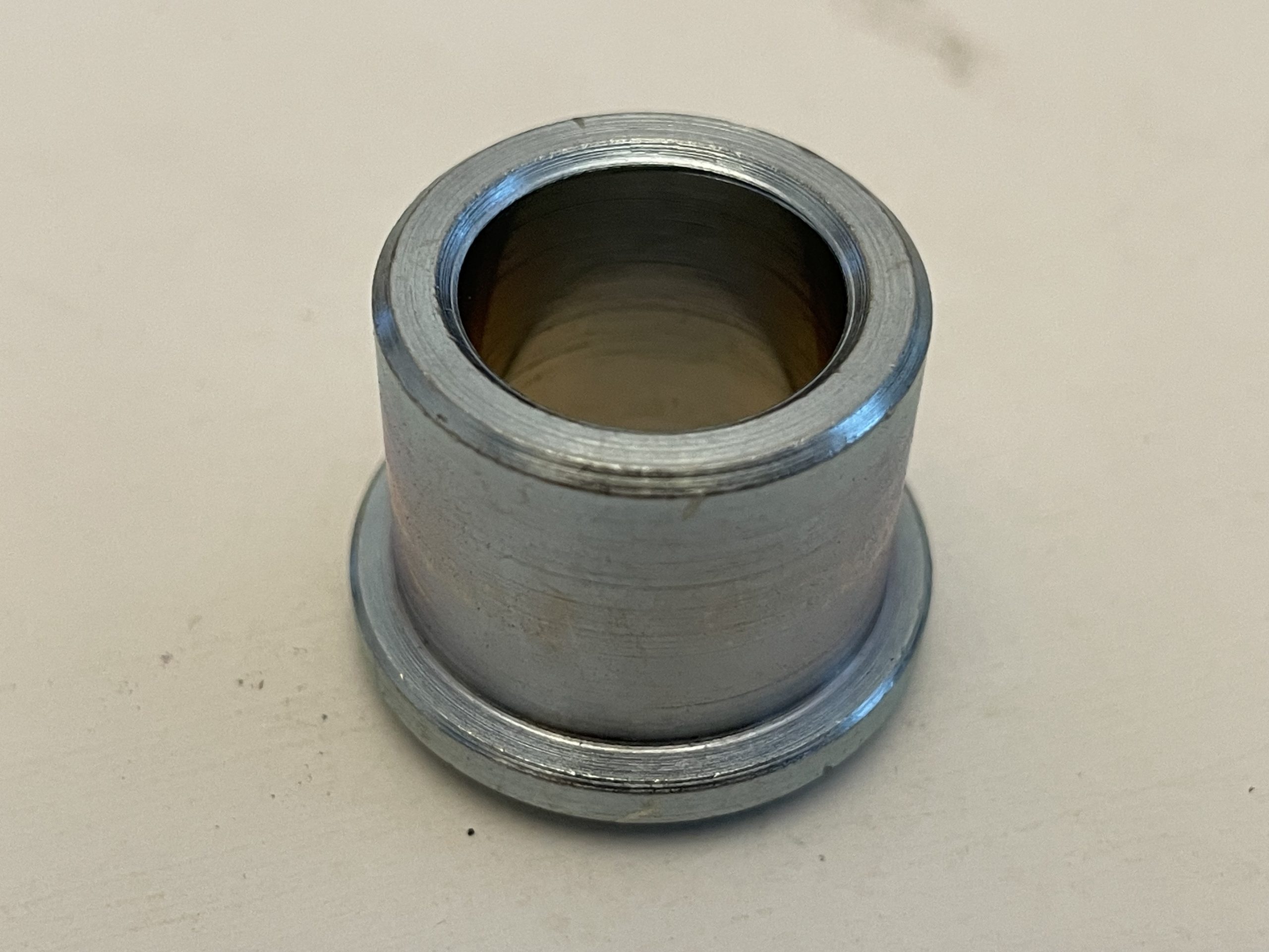 FRONT WHEEL SPACER BUSH 271748NG