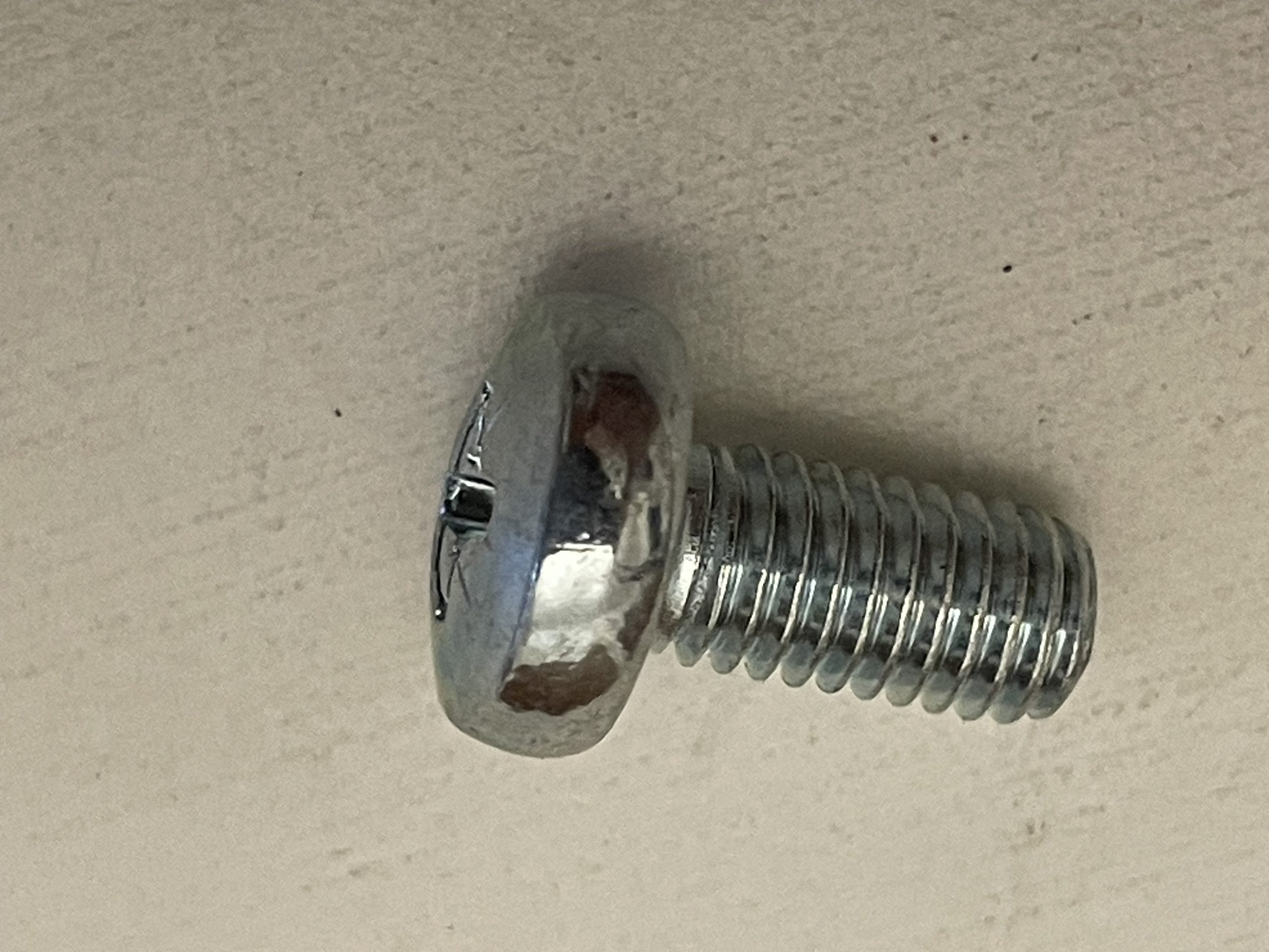 M5 X 10 MACHINE SCREW 433800NA