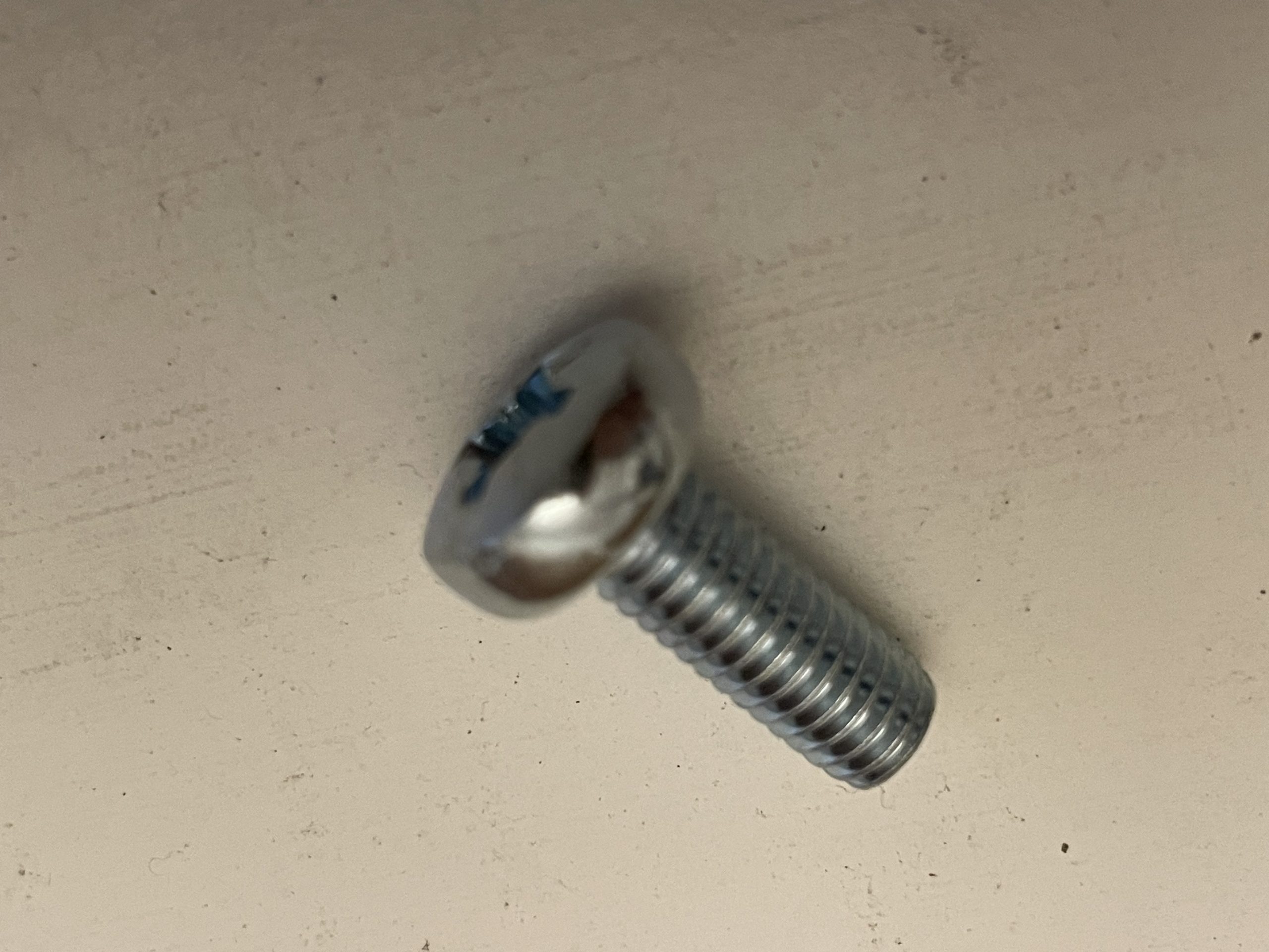 M6 X 16 MACHINE SCREW 015558NA