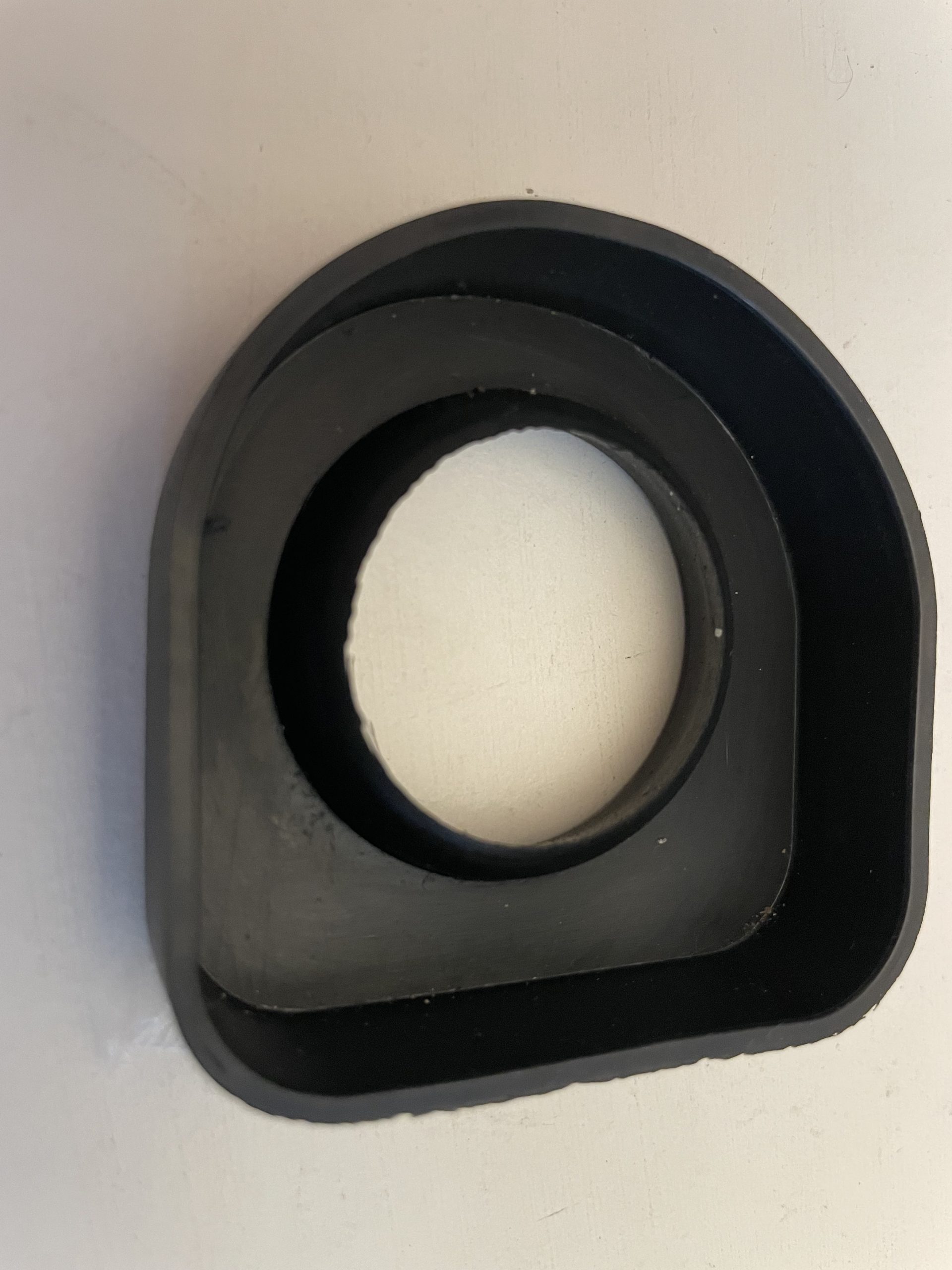 OIL TANK FLOAT CHAMBER 573085UG1