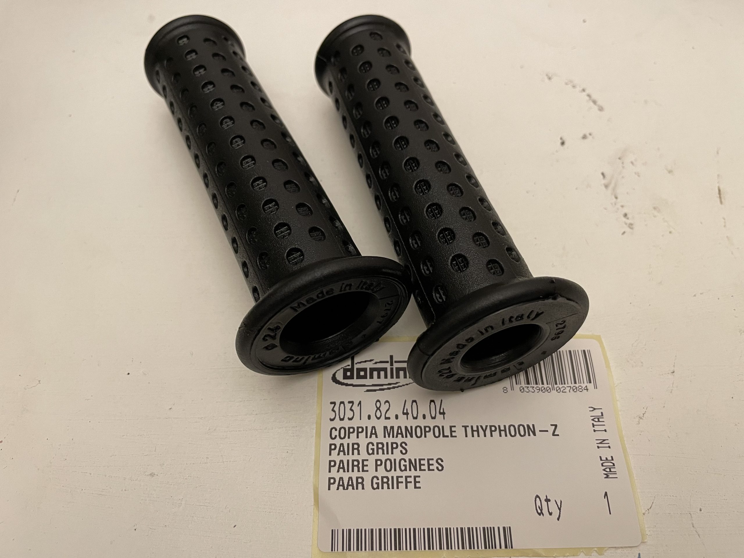 TPH CLOSED DOMINO GRIPS 3031.82.40.04 A