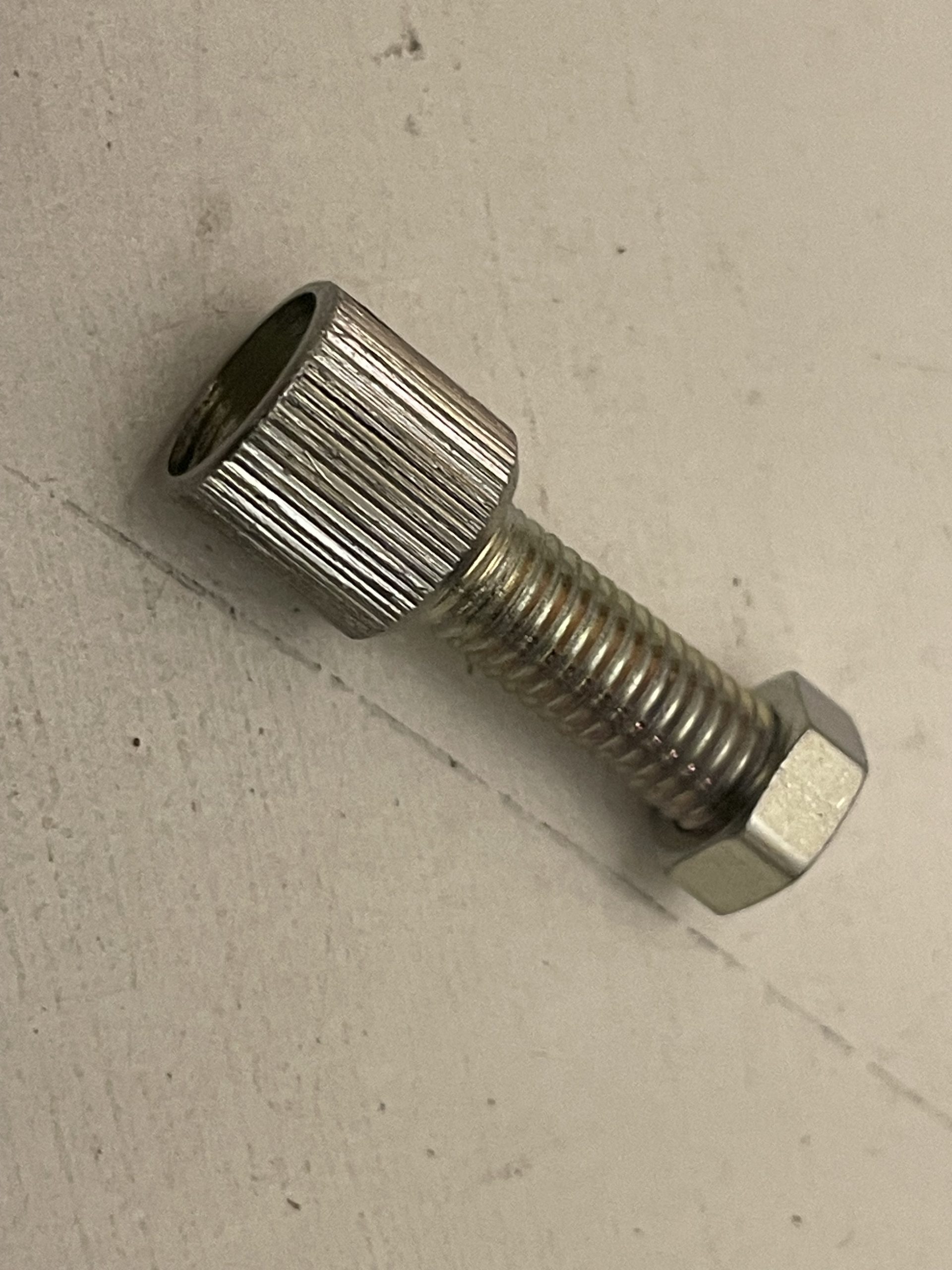 CARB THROTTLE CABLE ADJUSTER SCREW 288868NG