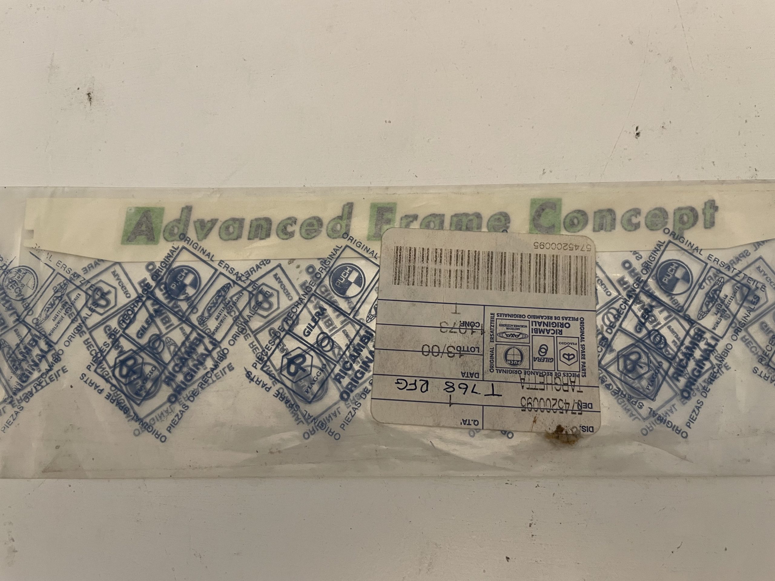 GENUINE GILERA ADVANCED FRAME CONCEPT STICKER 5745200095NG
