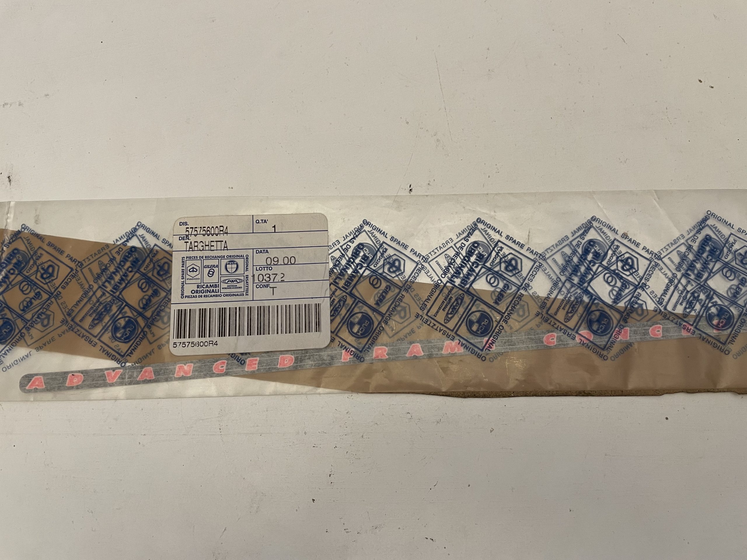 GENUINE GILERA ADVANCED FRAME CONCEPT STICKER 57575600R4NG