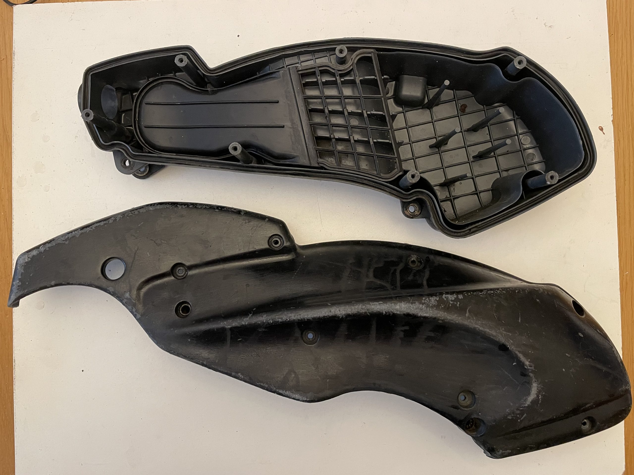 AIR FILTER ASSEMBLY 478519UG-1 (2)