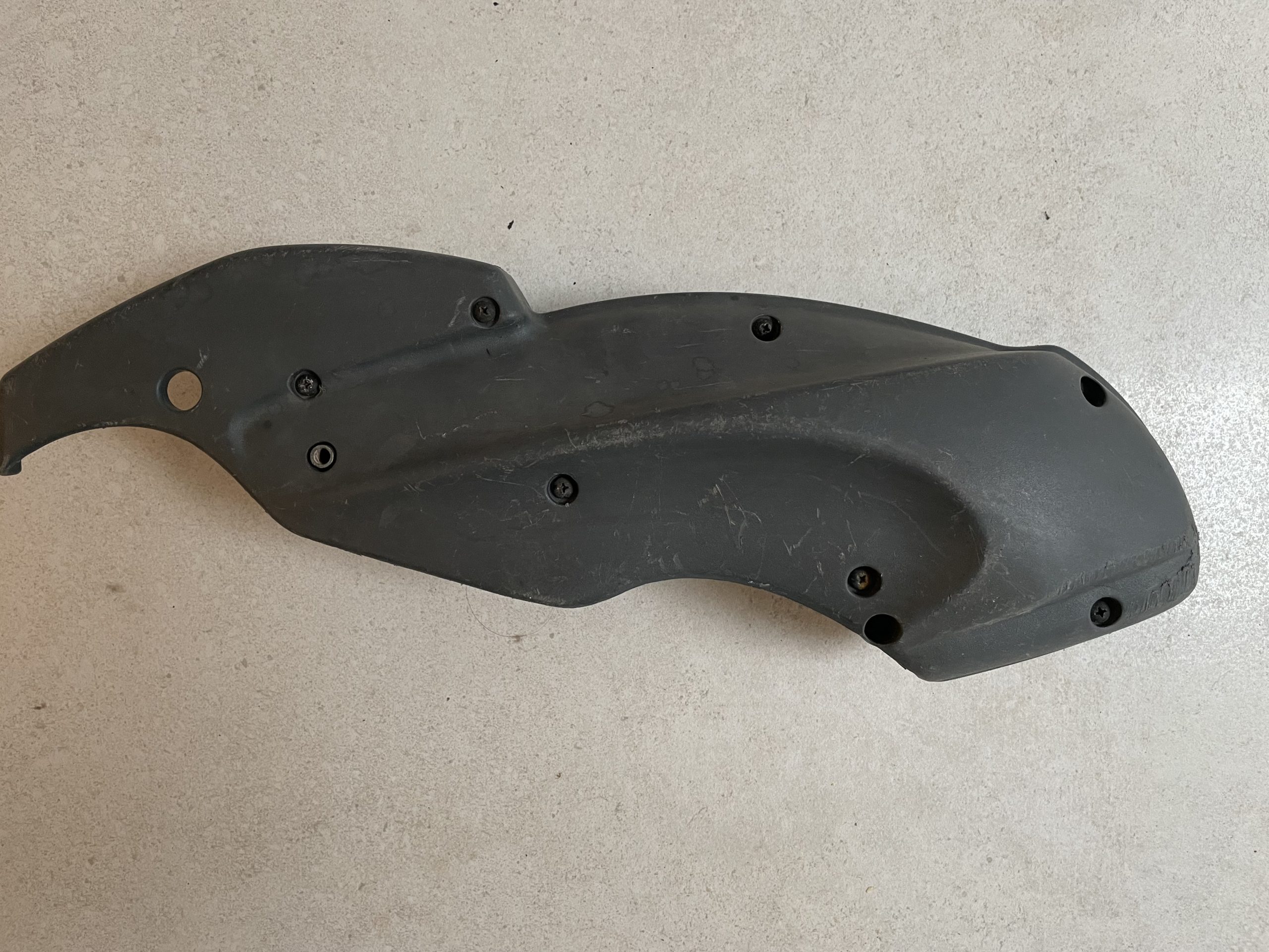 AIR FILTER ASSEMBLY 478519UG-2 (1)