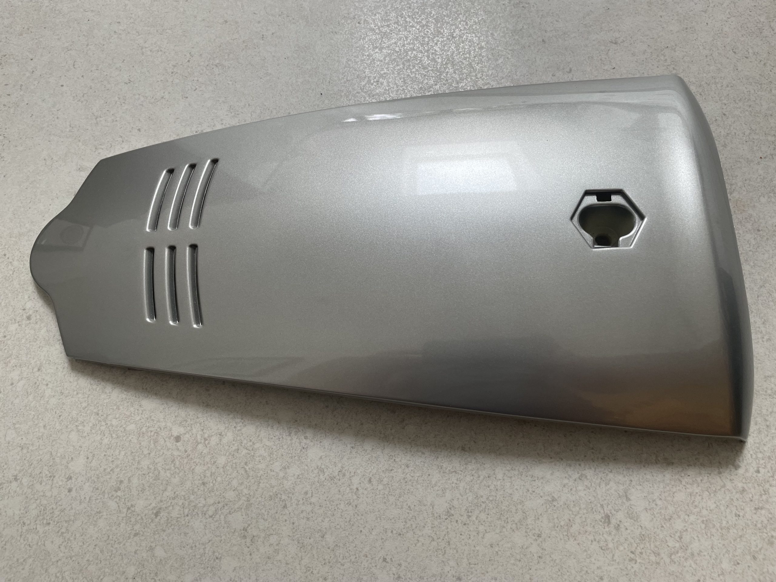 GENUINE HORNCOVER IN GREY 729 4294005095NG (1)