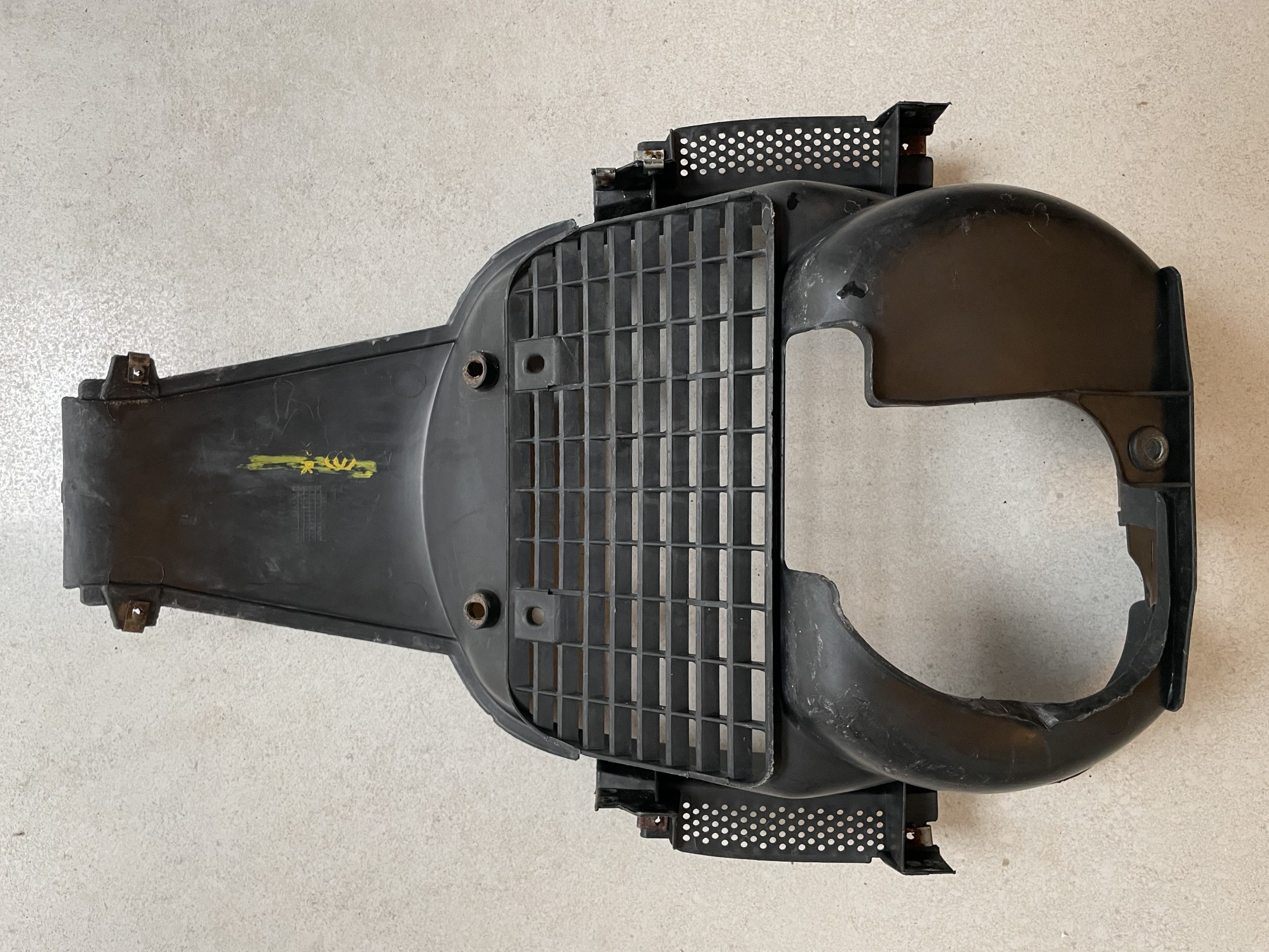 GENUINE LOWER PROTECTIONFORK PANEL 299107000CUG-1 (1)