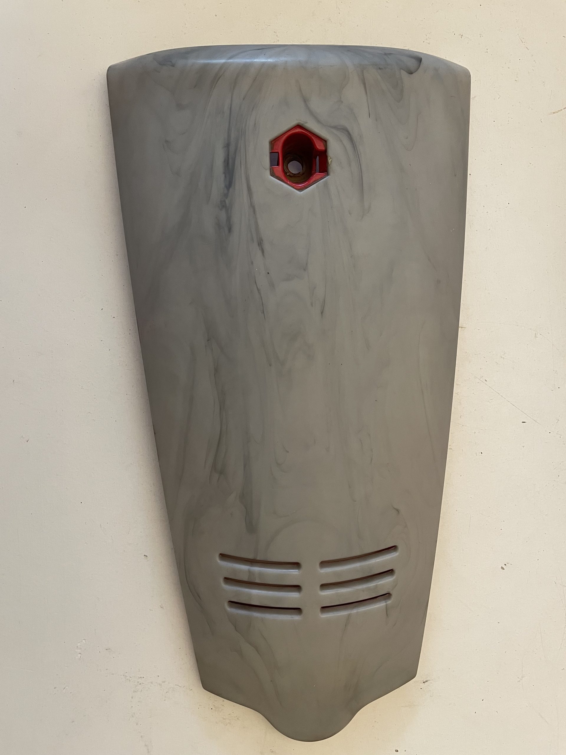 GENUINE USED HORNCOVER 4294005UG-1 (2)