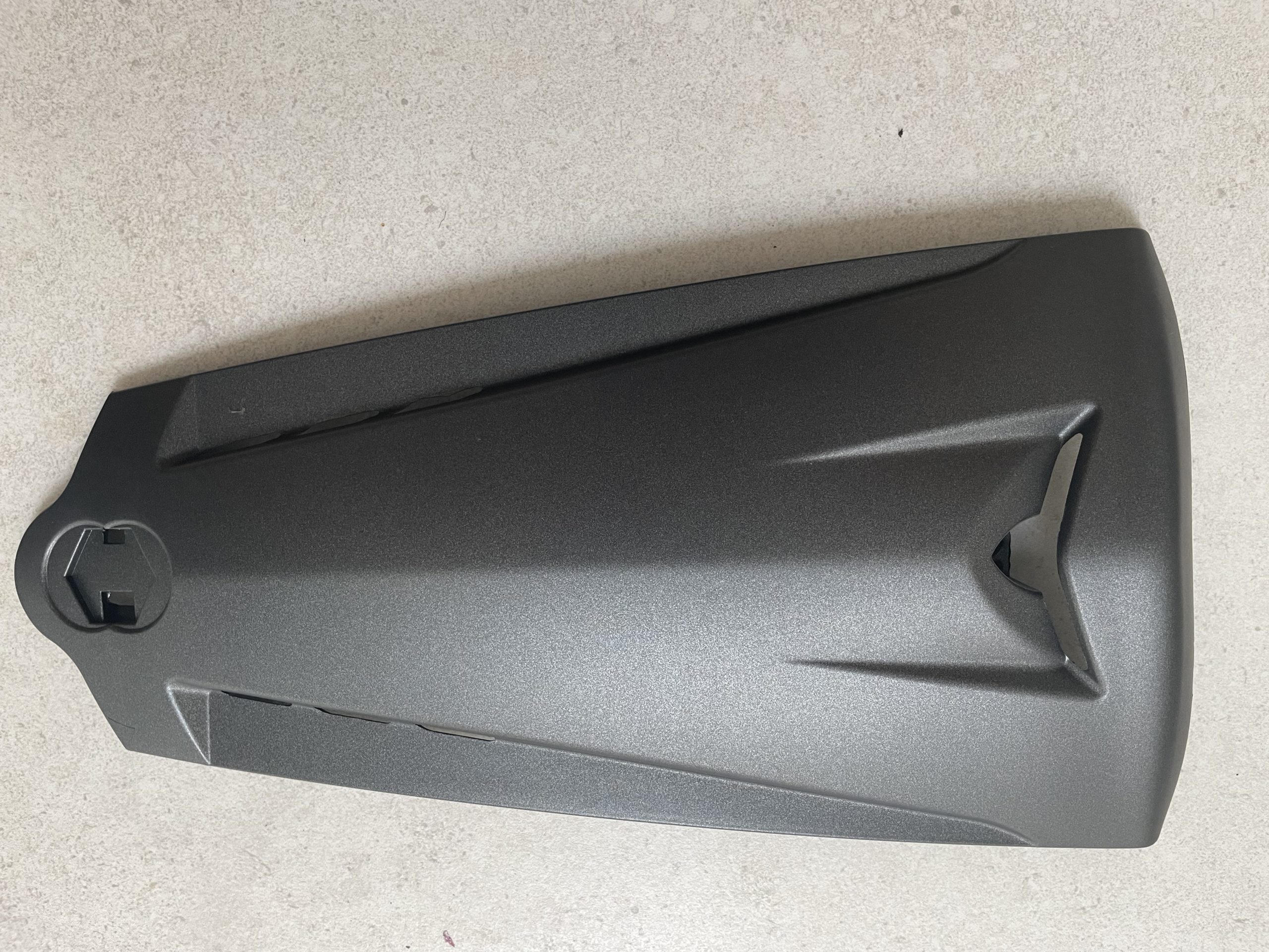 GENUINE VX HORNCOVER IN GREY 121 57785300E1NG (1)