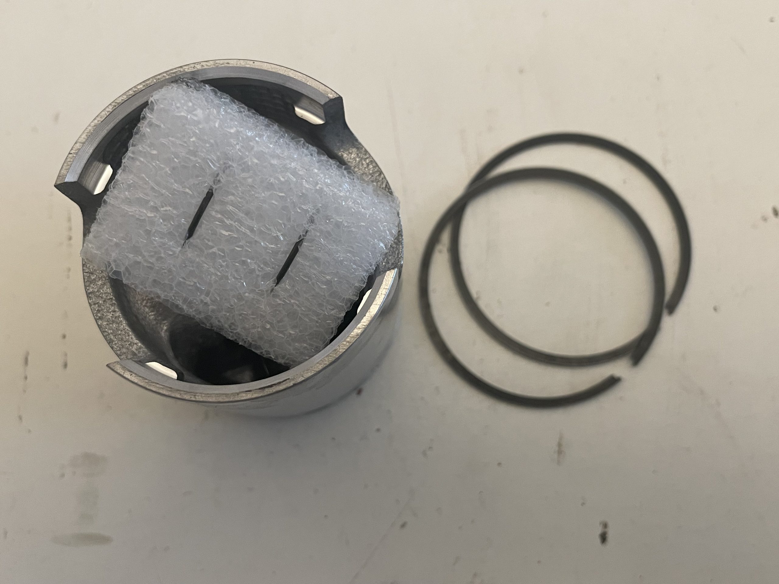 125 AC PISTON ASSEMBLY 8299850001NG (2)