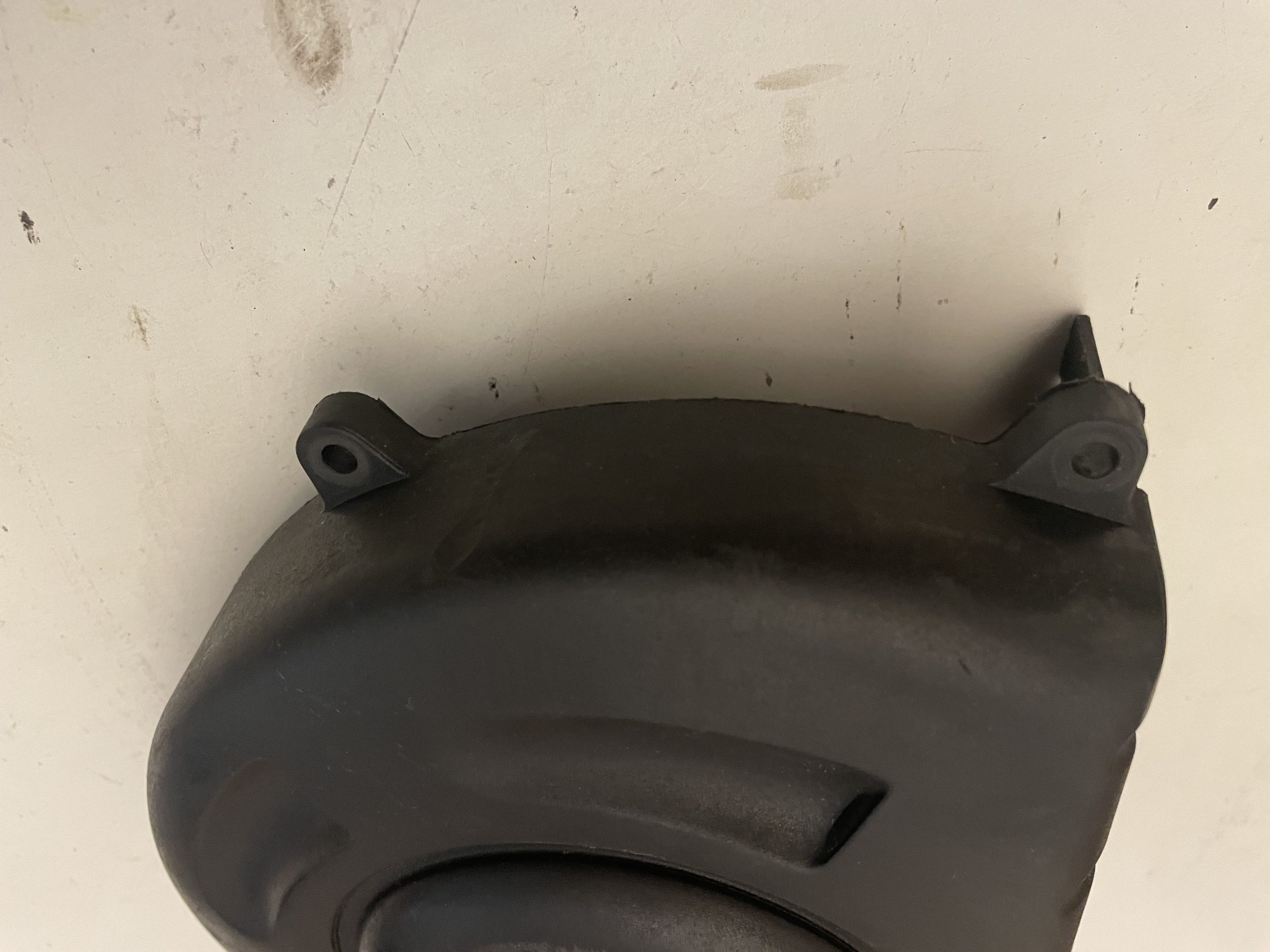 USED FLYWHEEL COVER 484914UG2 (5)