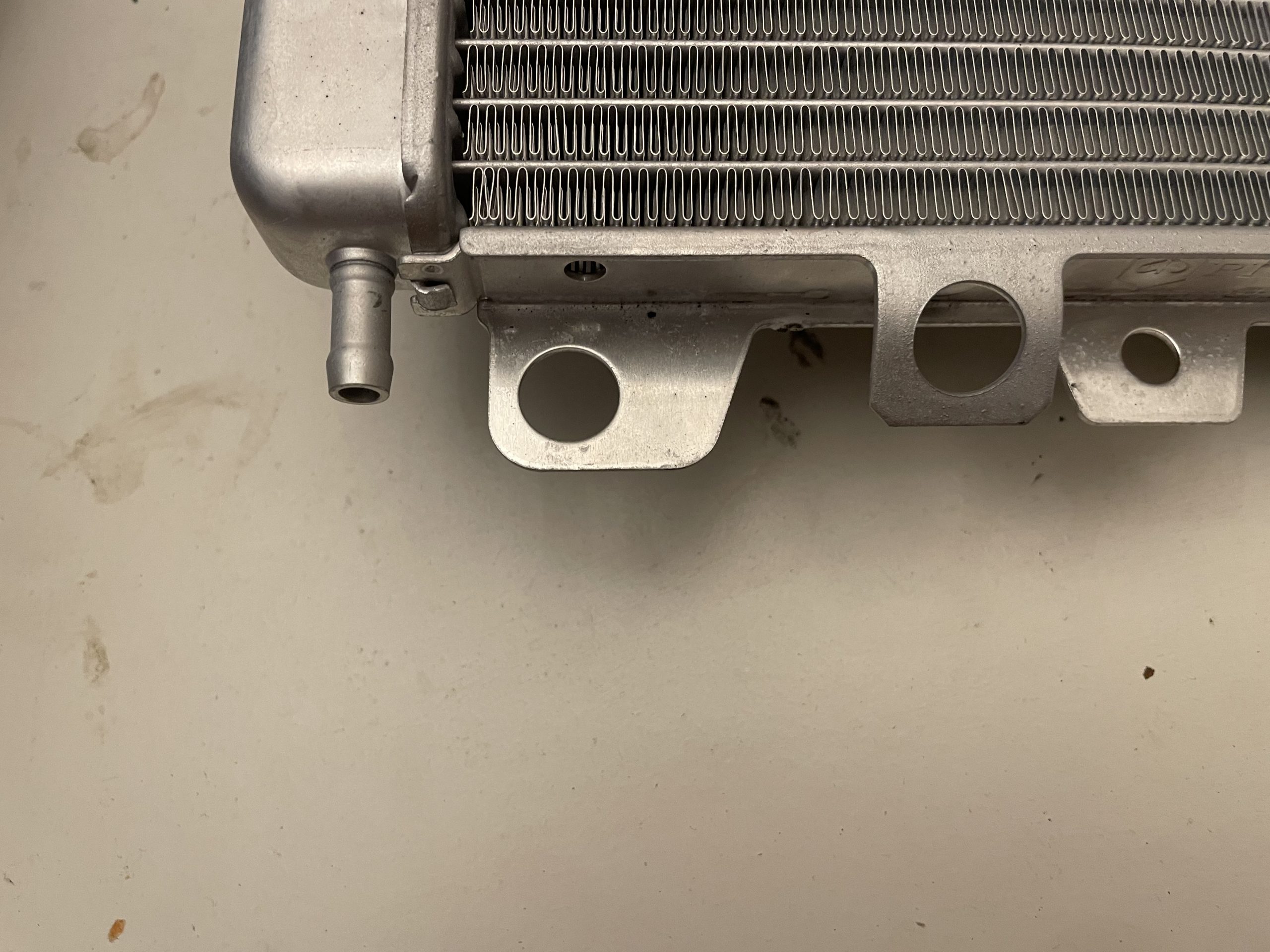 GENUINE GILERA RUNNER RADIATOR 57301RNG (4)