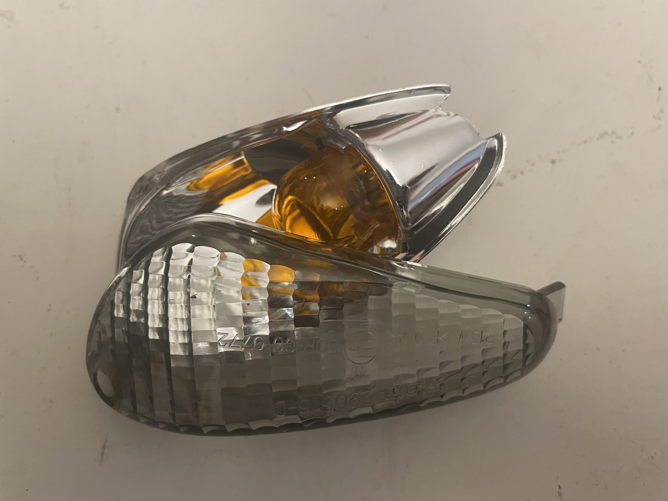 GILERA RUNNER FRONT RIGHT INDICATOR ASSEMBLY 584017NG (2)