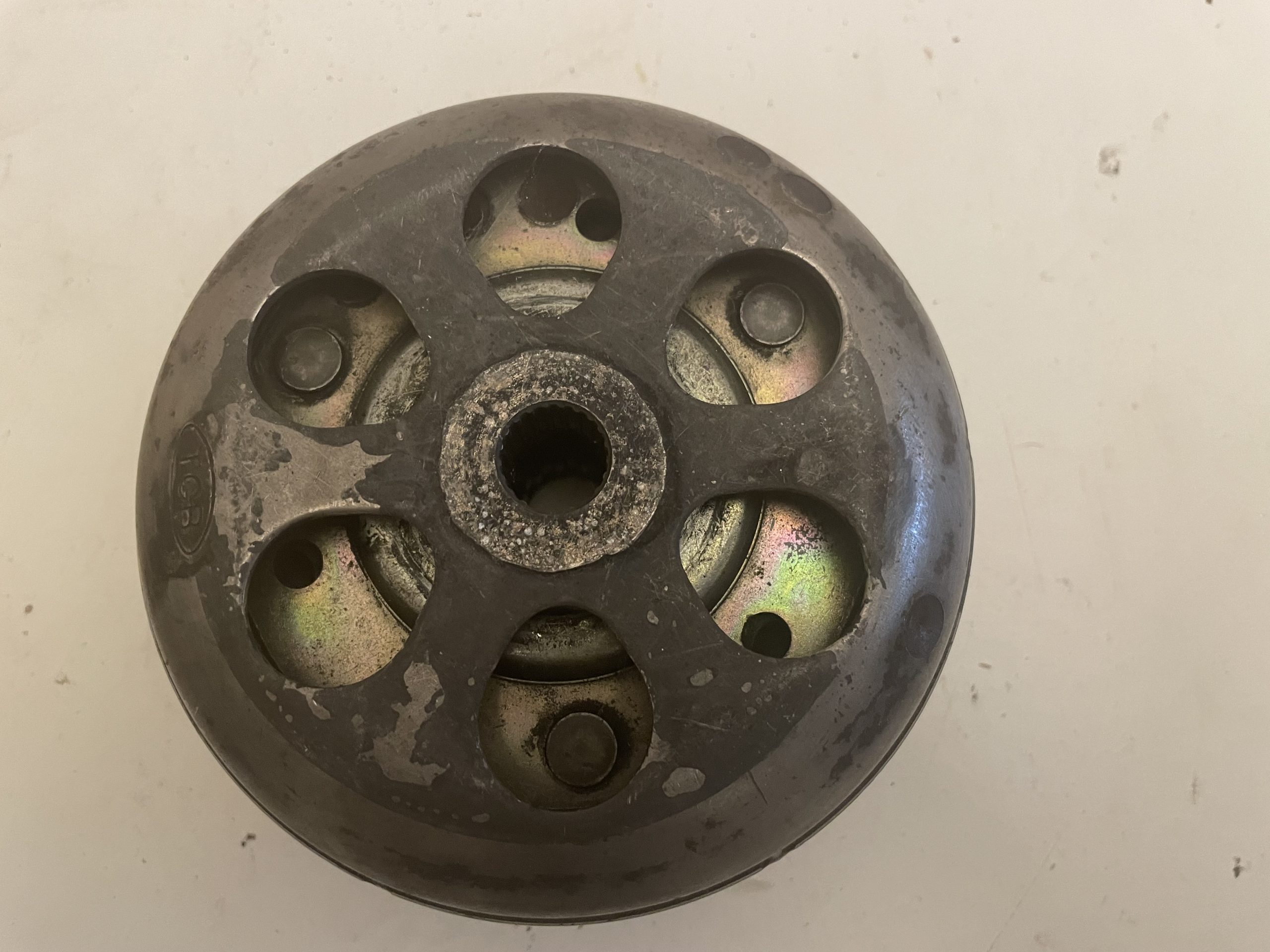 USED RN TORQUECLUTCH ASSEMBLY 827415UG2 (3)