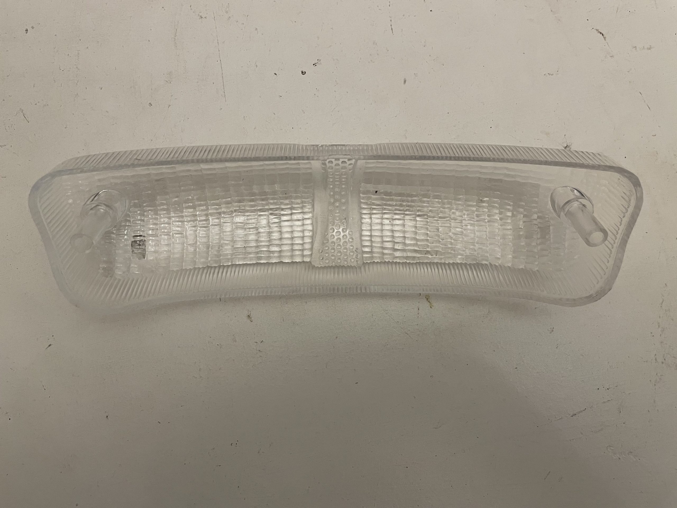 AFTERMARKET TYPHOON CLEAR REAR LIGHT LENSE 498866CLNA (1)