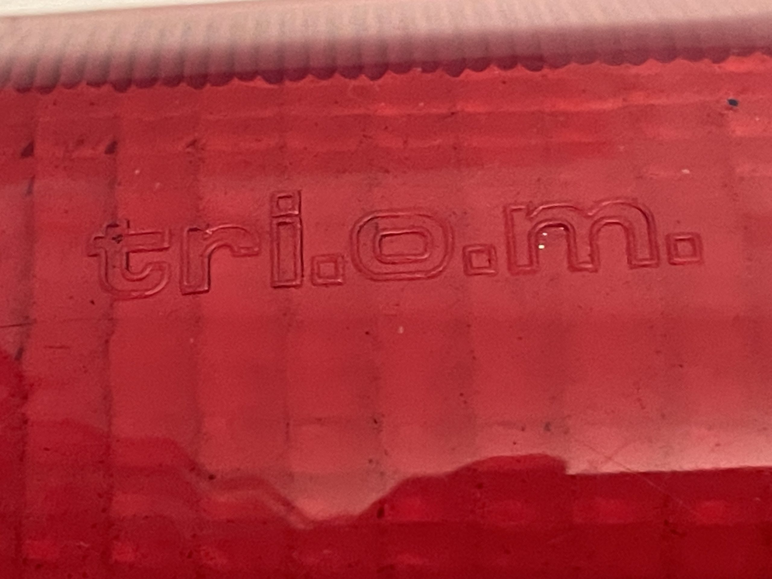 GENUINE TYPHOON REAR LIGHT LENSE 498866NG (3)