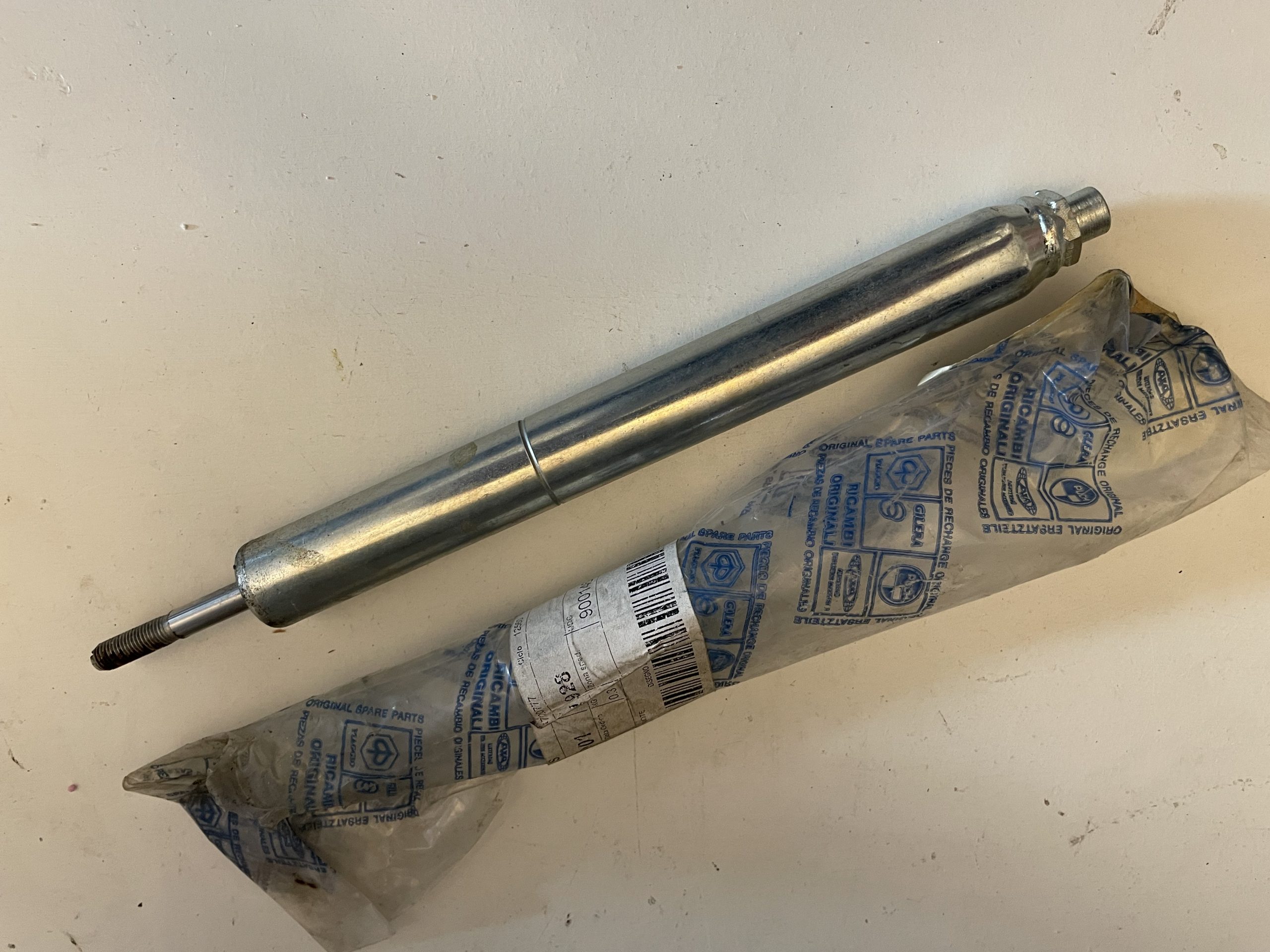 RUN 50 FRONT FORK CARTRIDGE 561928NG (2)